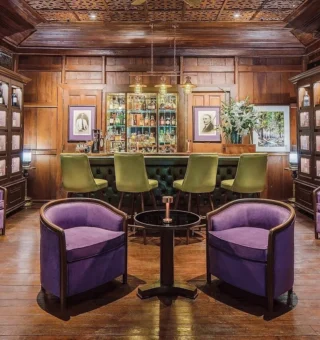 Bar/lounge at 137 Pillars House