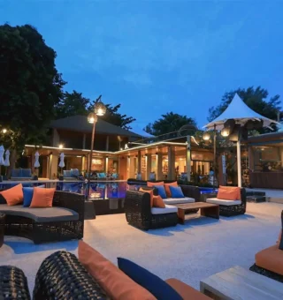Restaurant at Akira Lipe Resort