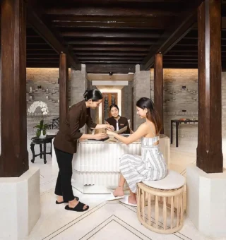 Reception at Aleenta Retreat Chiang Mai