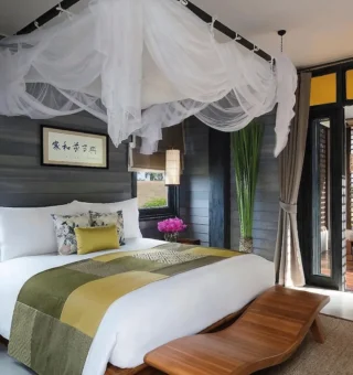 Deluxe Lawana - Bed at Anantara Lawana Koh Samui Resort