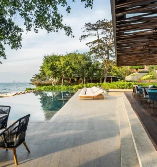Poolside bar at Andaz Pattaya Jomtien Beach