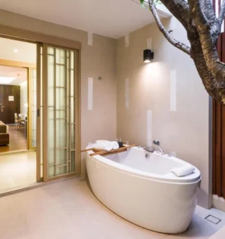 Bathroom at Chaweng Regent Beach Resort