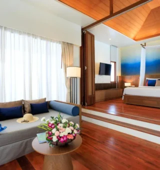 Guest room at Chaweng Regent Beach Resort