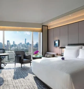 Guest room at Conrad Bangkok