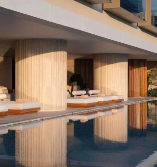 Swimming pool at Dusit Thani Bangkok