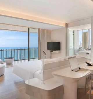 Hilton Executive - Premium Ocean Front - Guestroom at Hilton Pattaya