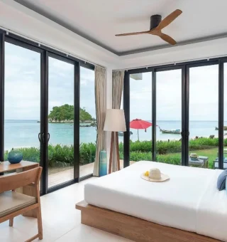 Premium Suite Beachfront with Bathtub - Ground Floor at Idyllic Concept Resort