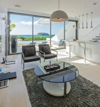 Guest room at Kata Rocks