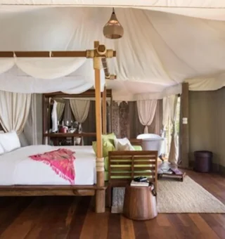 Panorama Tented Villa with Pool - Bed at Koyao Island Resort