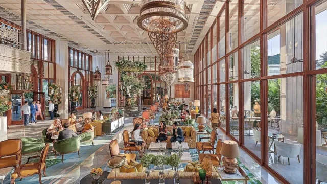 Lobby at Mandarin Oriental, Bangkok