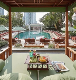 Swimming pool at Mandarin Oriental, Bangkok