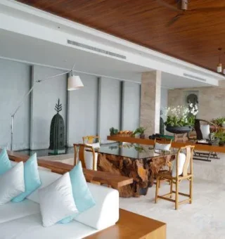 Dining at Maya Anda Villa 8 Bedrooms Luxury Sea View Villa