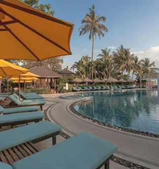 Swimming pool at NH Collection Samui Peace Resort