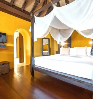 Garden Pool Villa - Bed at Paradee