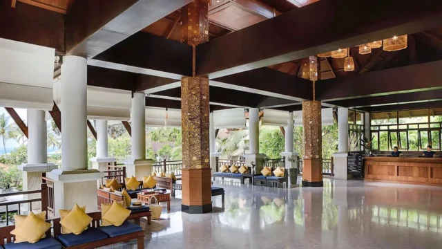 Lobby at Rawi Warin Resort & Spa