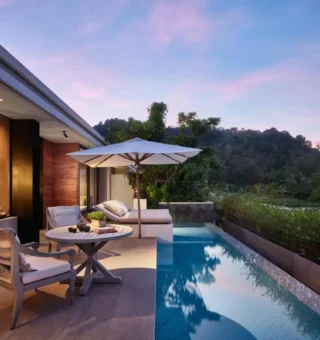Balcony/terrace at Rosewood Phuket