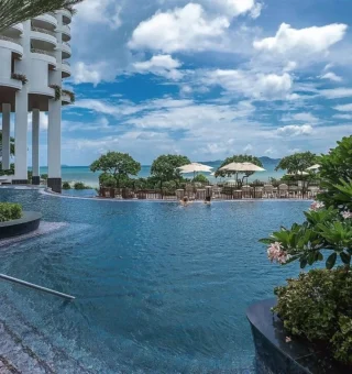 Swimming pool [outdoor] at Royal Cliff Grand Hotel Pattaya