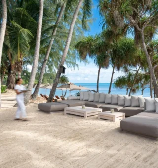 Bar/lounge at SALA Samui Choengmon Beach