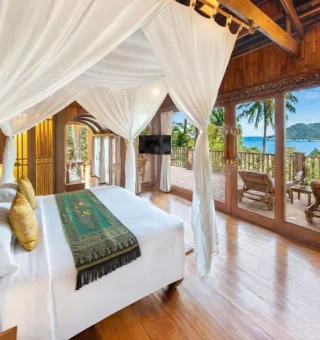 Grand Villa with Free THB 2,000 Net Resort Credit per Night - Bedroom at Santhiya Koh Phangan Resort & Spa