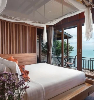 Grand Deluxe Sea View - Bedroom at Serendipity Beach Resort Koh Lipe