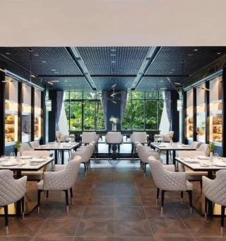 Restaurant at Sindhorn Kempinski Hotel Bangkok