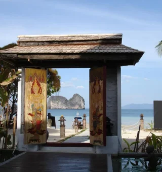 Entrance at Thanya Beach Resort