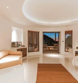 The Lighthouse - Bedroom at The Racha