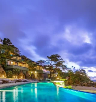 Swimming pool at The Shore at Katathani – Adults only
